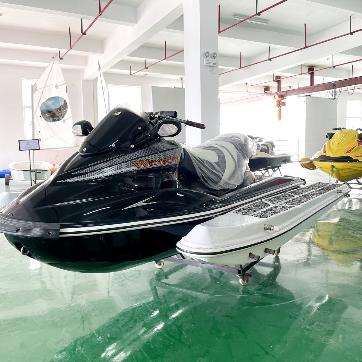 100 COOL handy utility 1300cc jetski ponton
