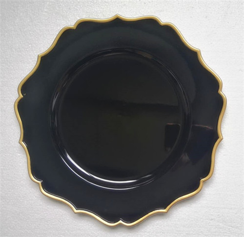 Cheap Wholesale Black Plastic Sun Flower Charger Plate with Gold Rim