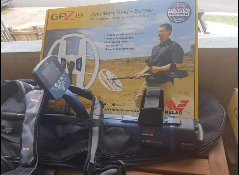 Minelab GPZ 7000 All Terrain Gold Metal Detector with GPZ 19