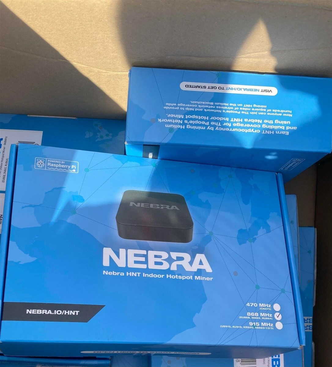 Nebra Indoor Helium Hotspot Miner 915z HNT Mining