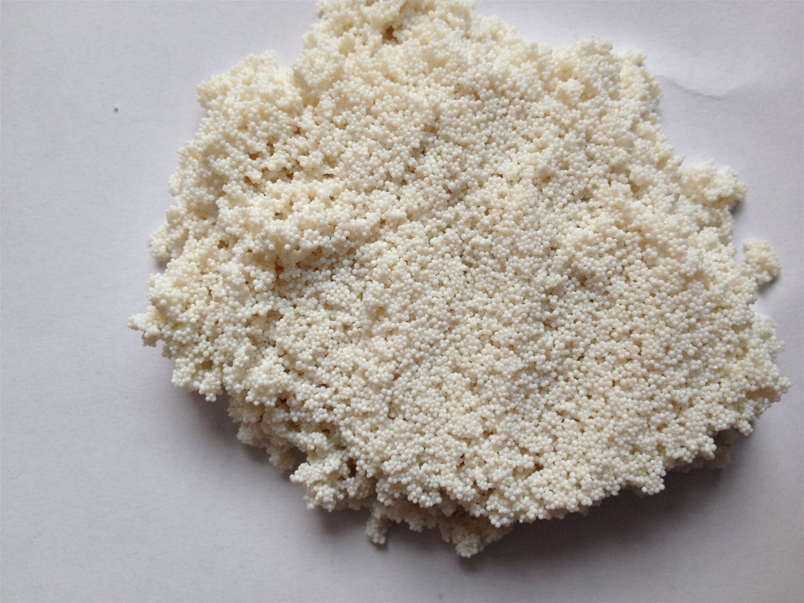 Nickel extraction ion exchange resin