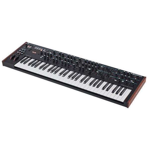 Novation Summit 16voice 61key polyphonic synthesiser
