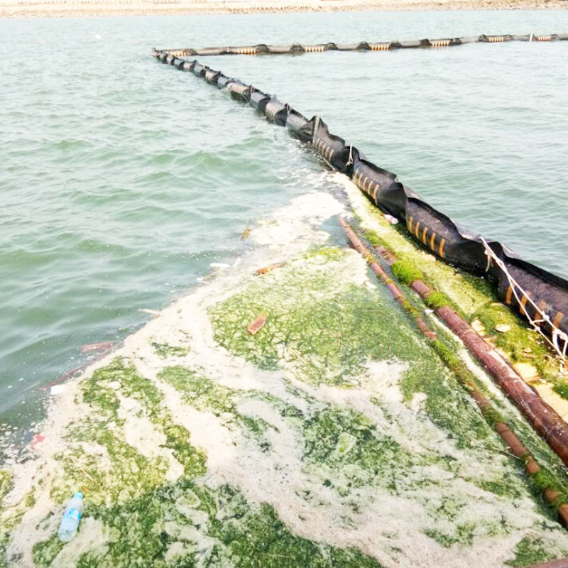 floating Rubber cleanup oil spill containment booms