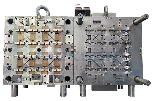 Multicavities Injection Molding