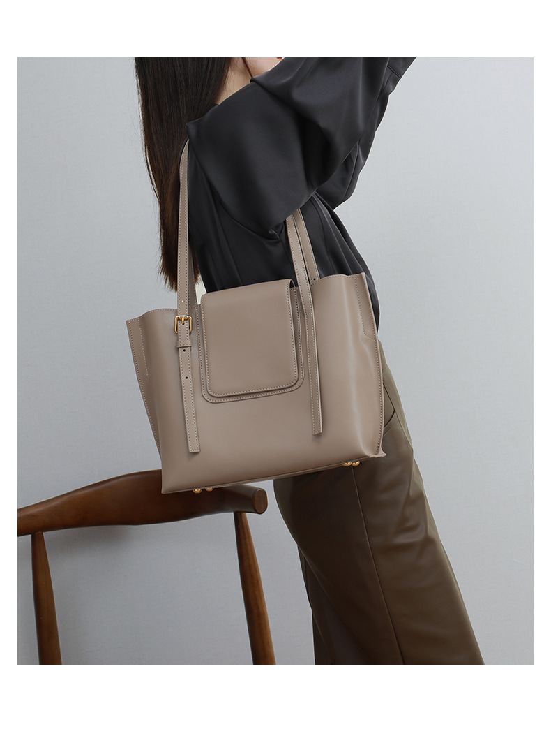 Bags 2022 new leather womens bag large capacity winged shoulder tote bag