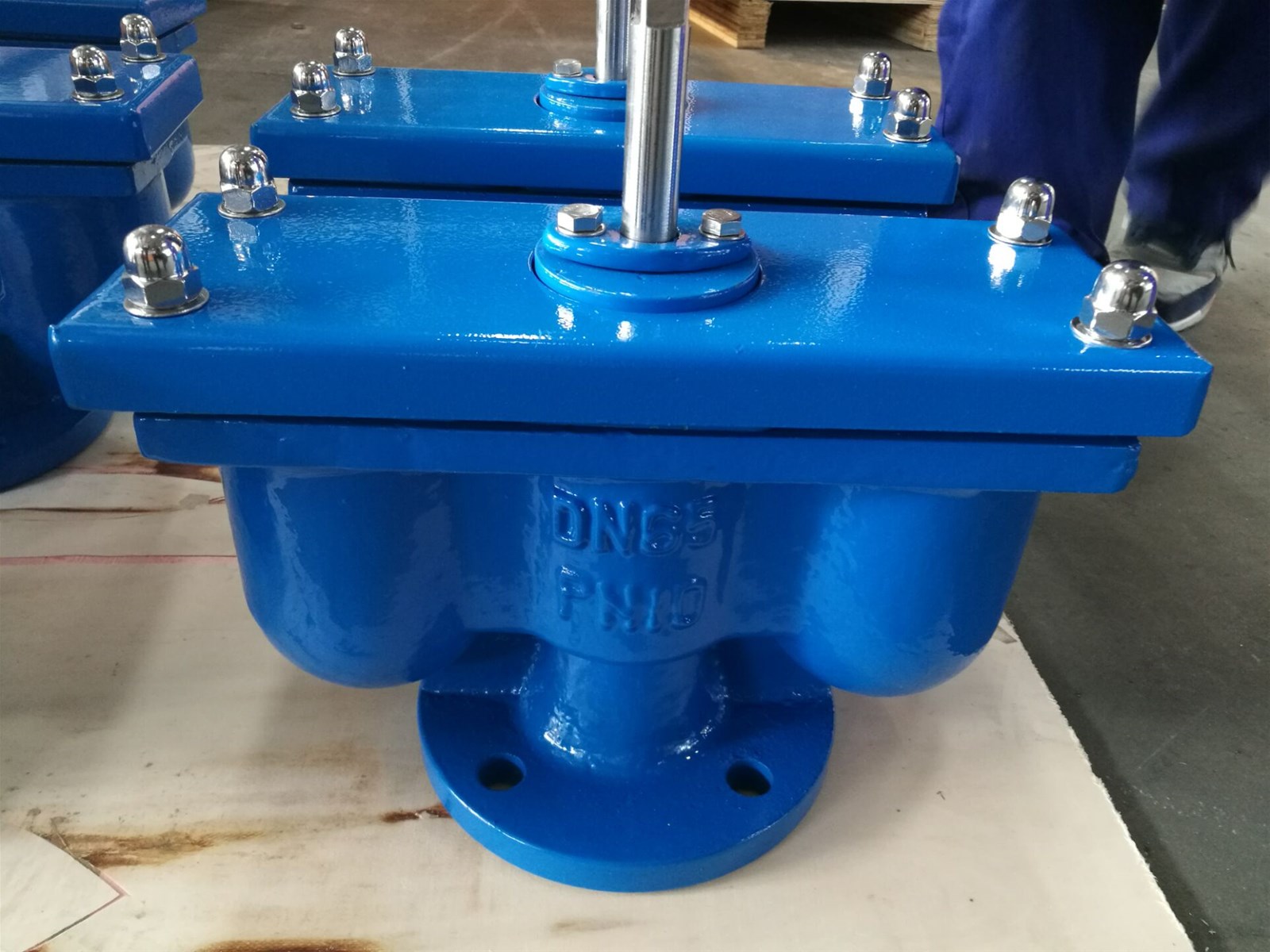 ductile iron double orifice air valve PN10 PN16 PN25