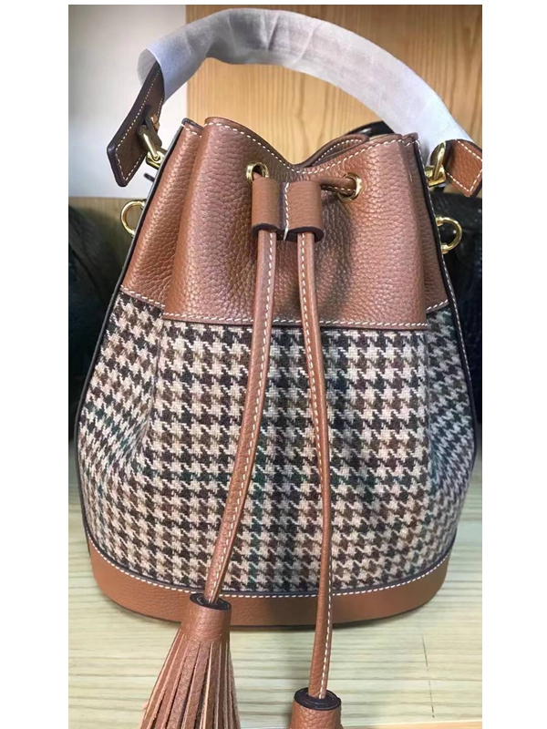 Original Design Ladies Bucket Bag HandHeld Messenger Bag Imported Togo Cowhide Wool Houndstooth Tweed