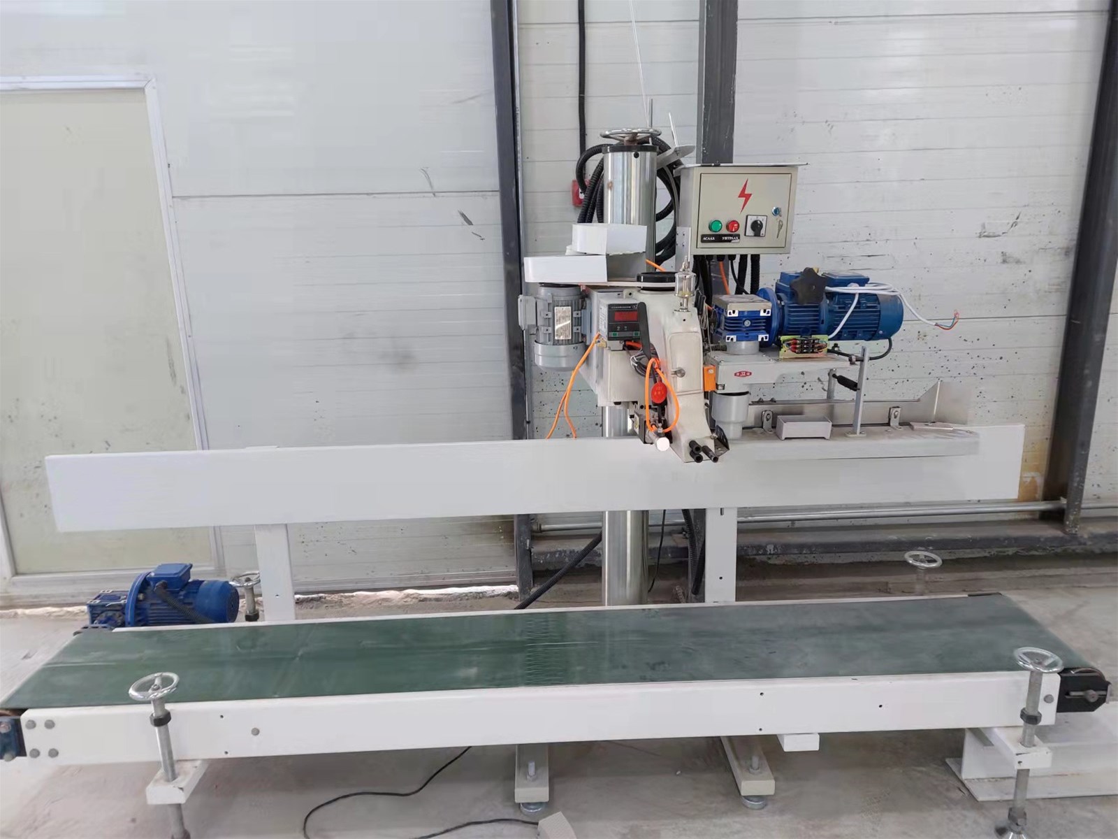 2500mm LFS Belt conveyor bag folder bag closing machine