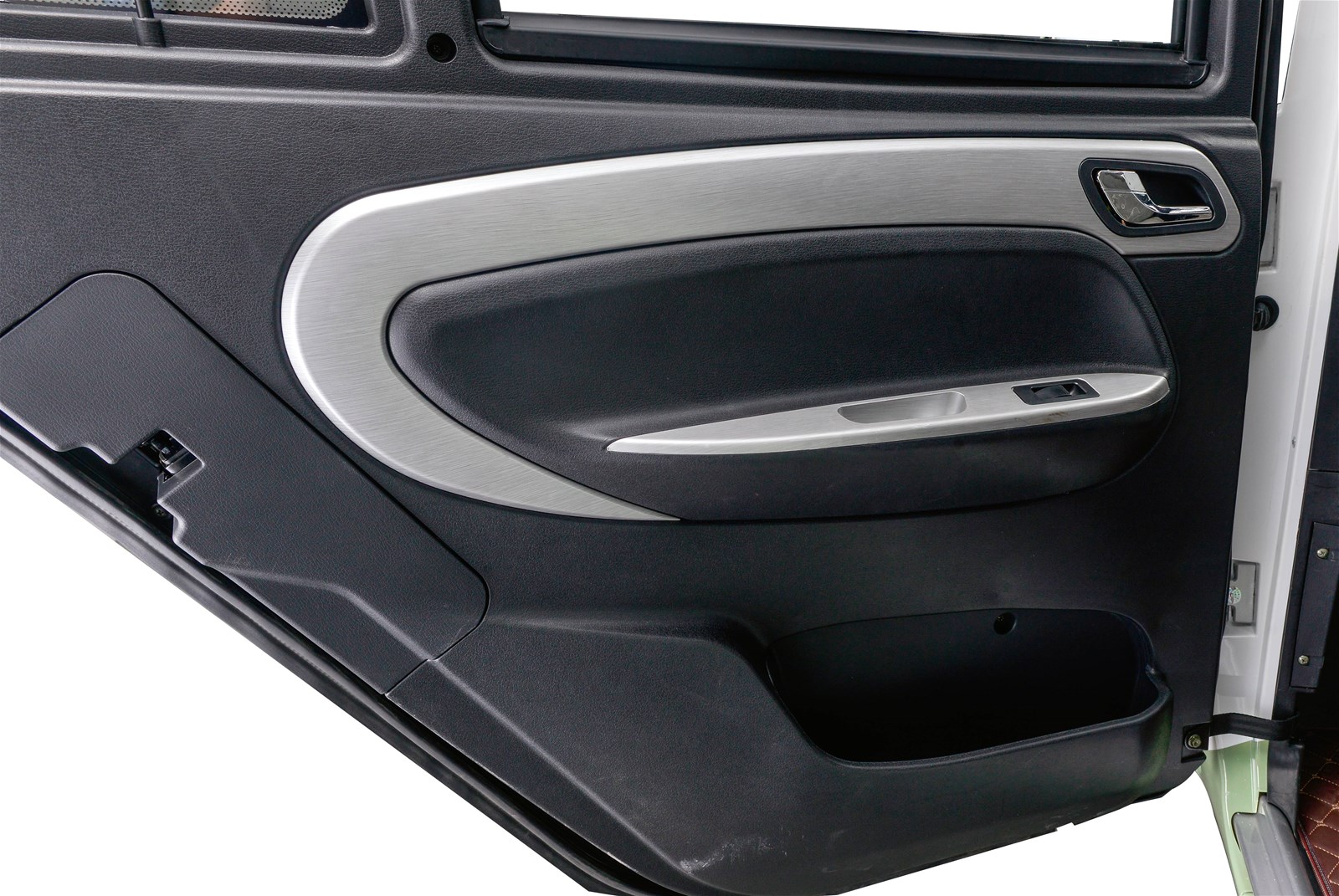 EEC safe comfortable large space electric car new energy vehicle small car scooter FSCV7