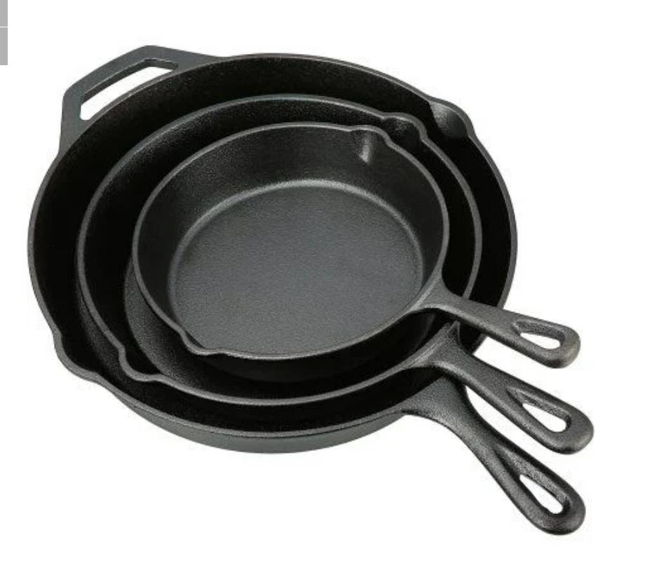 cast iron frying pan with enameling