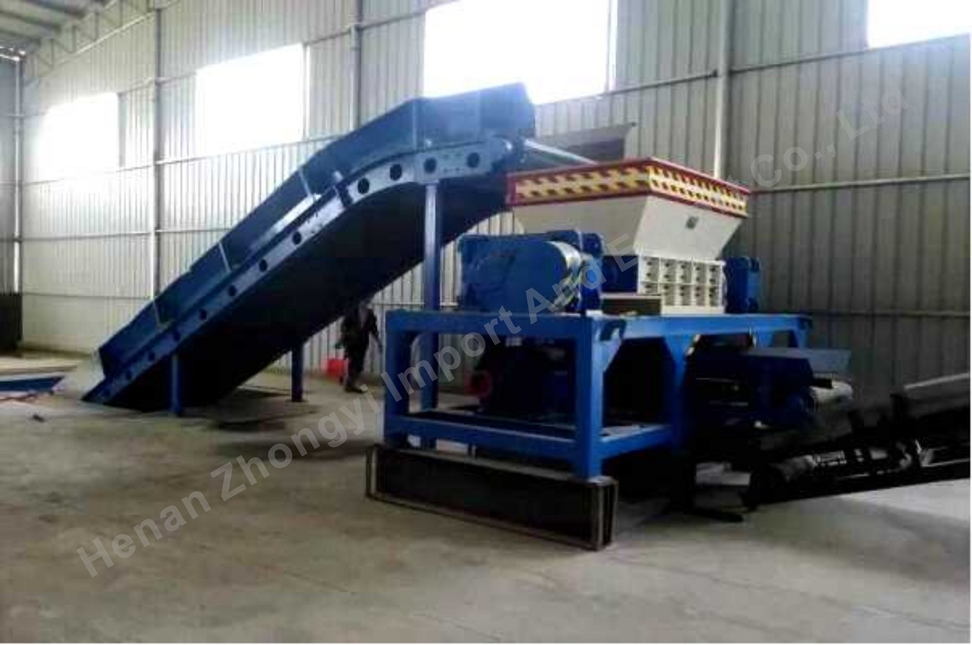 Double shaft shredder Hot sale Waste recycling Machinery Plastic Shredder Metal Shredder