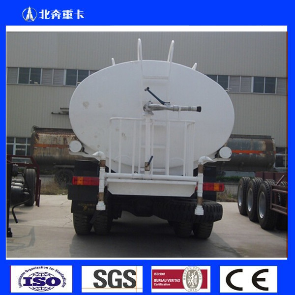 rear side work platfor for water tank truck