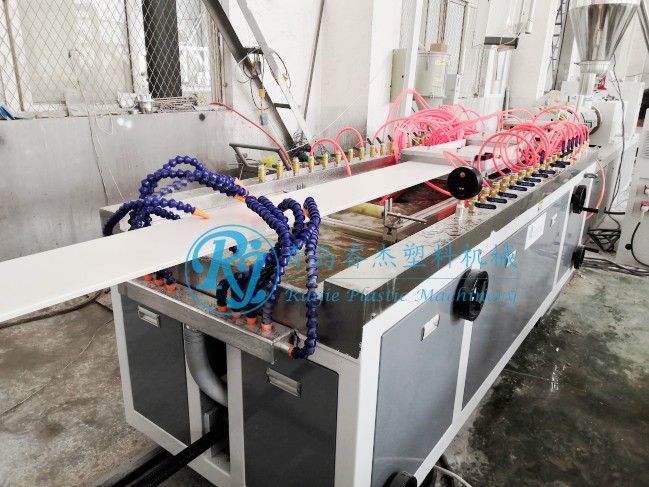 Good Quality PVC Ceiling Panel PVC Ceiling Tiles Production Line