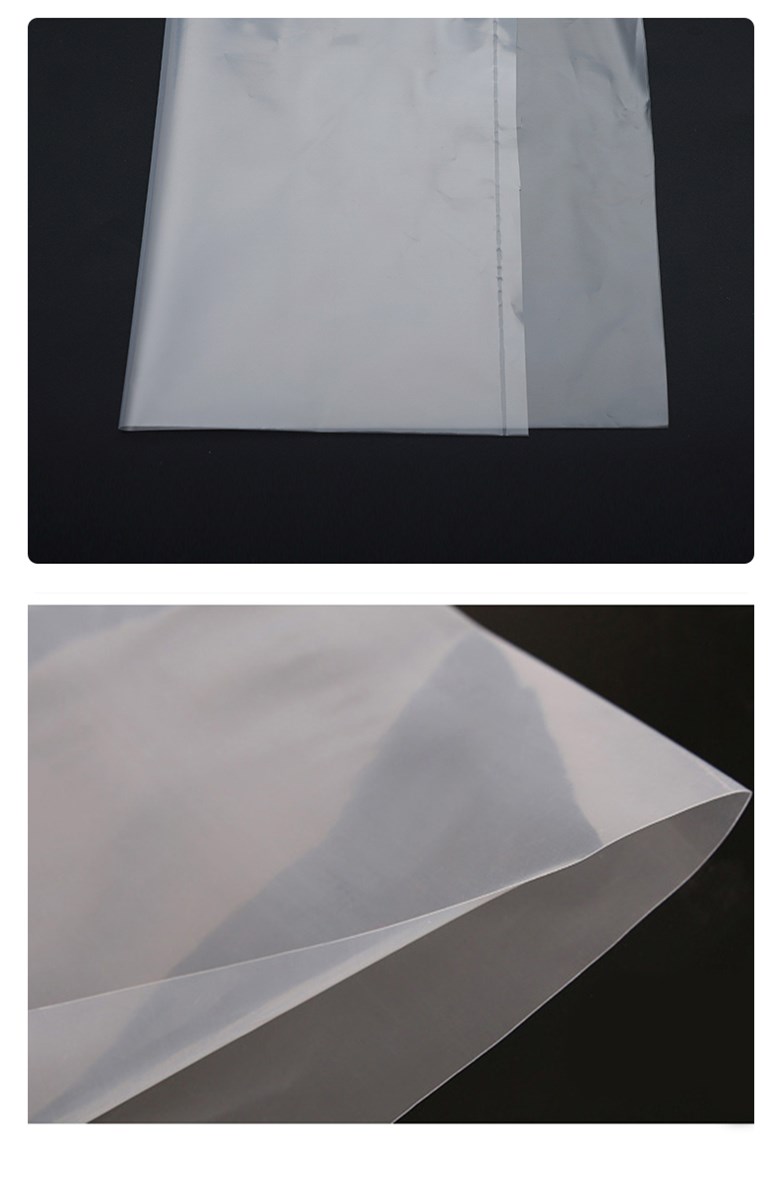 Transparent LDPE highpressure flat plastic bags are dustproof and moistureproof