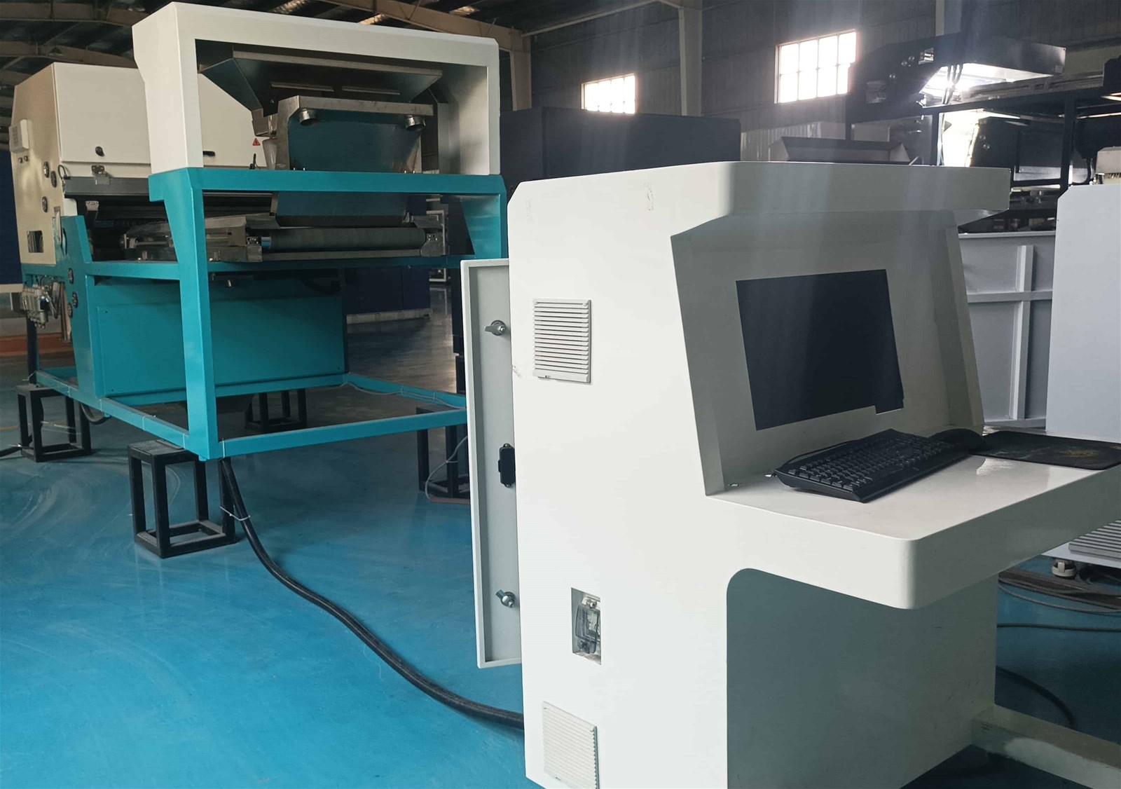 Small Type Single Layer 2 Channels AI Sorting Machine Soter Separator