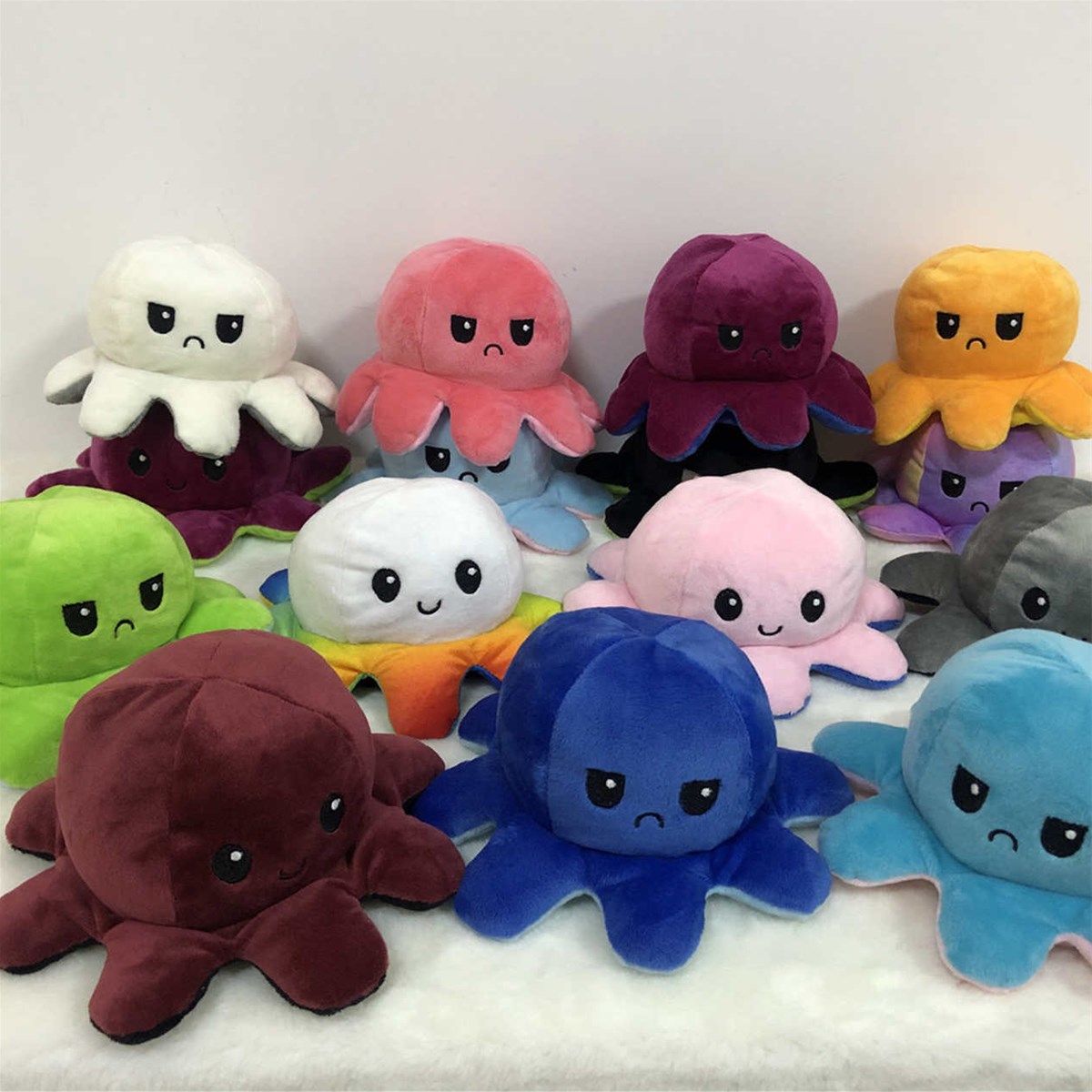 Custom Soft Animal Flip Plush Toy Stuffed Animals Toys Cute Cartoon Doll Octopus Flip Reversible Octopus Bed Pillows