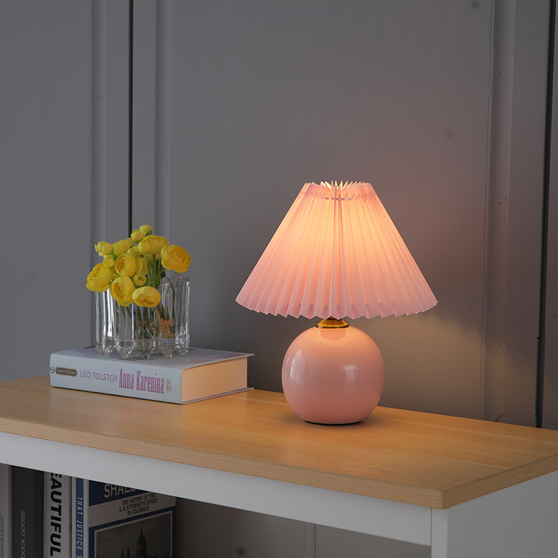 Pleated ceramic night light Warm desk lamp