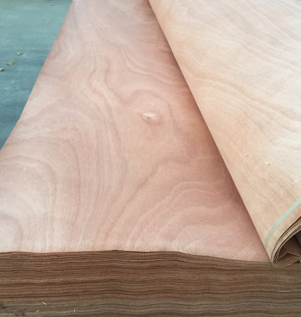 Rotary Cut Okoume Veneer in 05mm for furniture plywood