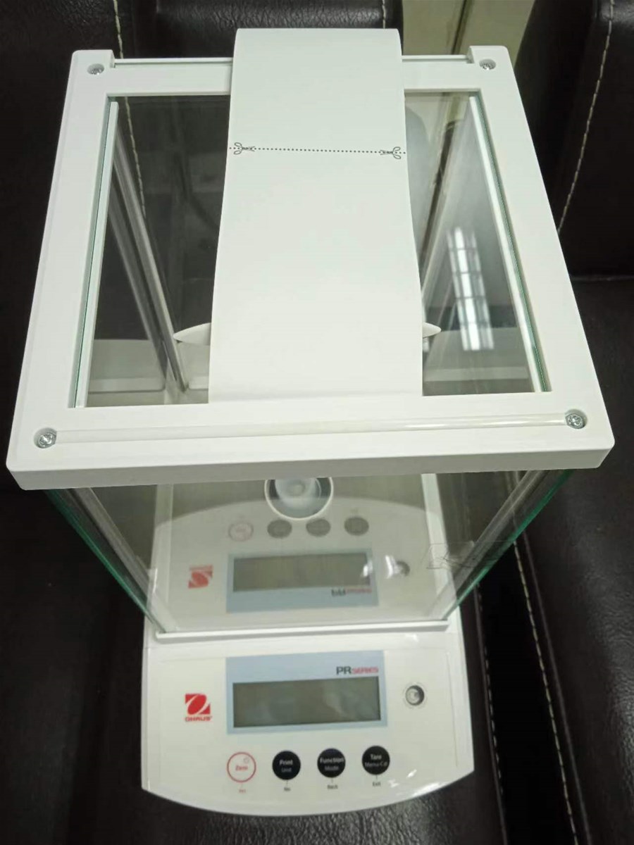 Ohaus PR Series Analytical and Precision Balances