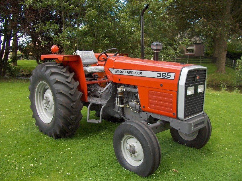 Massey Ferguson Tractor MF385