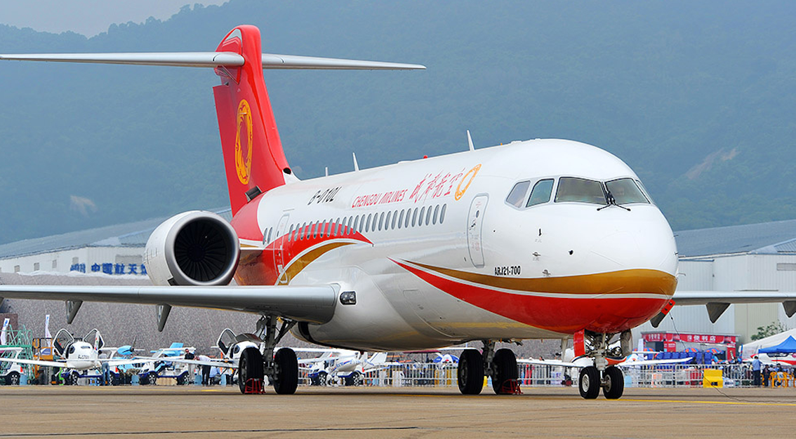 ARJ21700 aircraft COMAC aircraft 78 to 97 seats shortmedium range turbofan regional aircraft