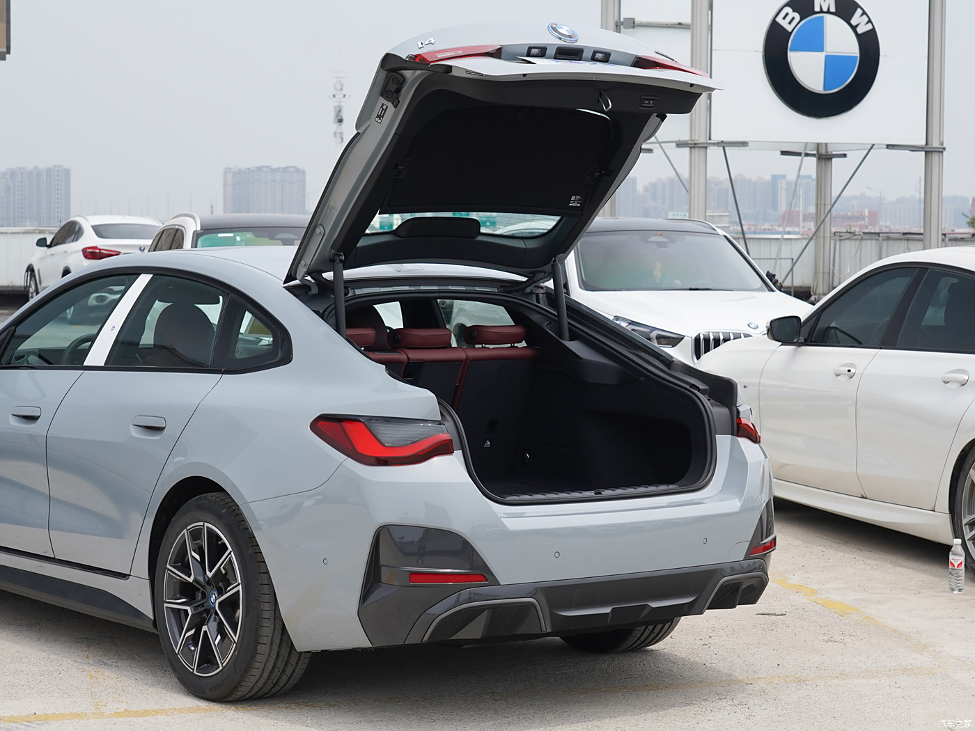 Hot Sales good price New energy vehicles Sedan 2024 BMW I4 electric vehicle I4 Good Price electric car bmw i4 in Stock