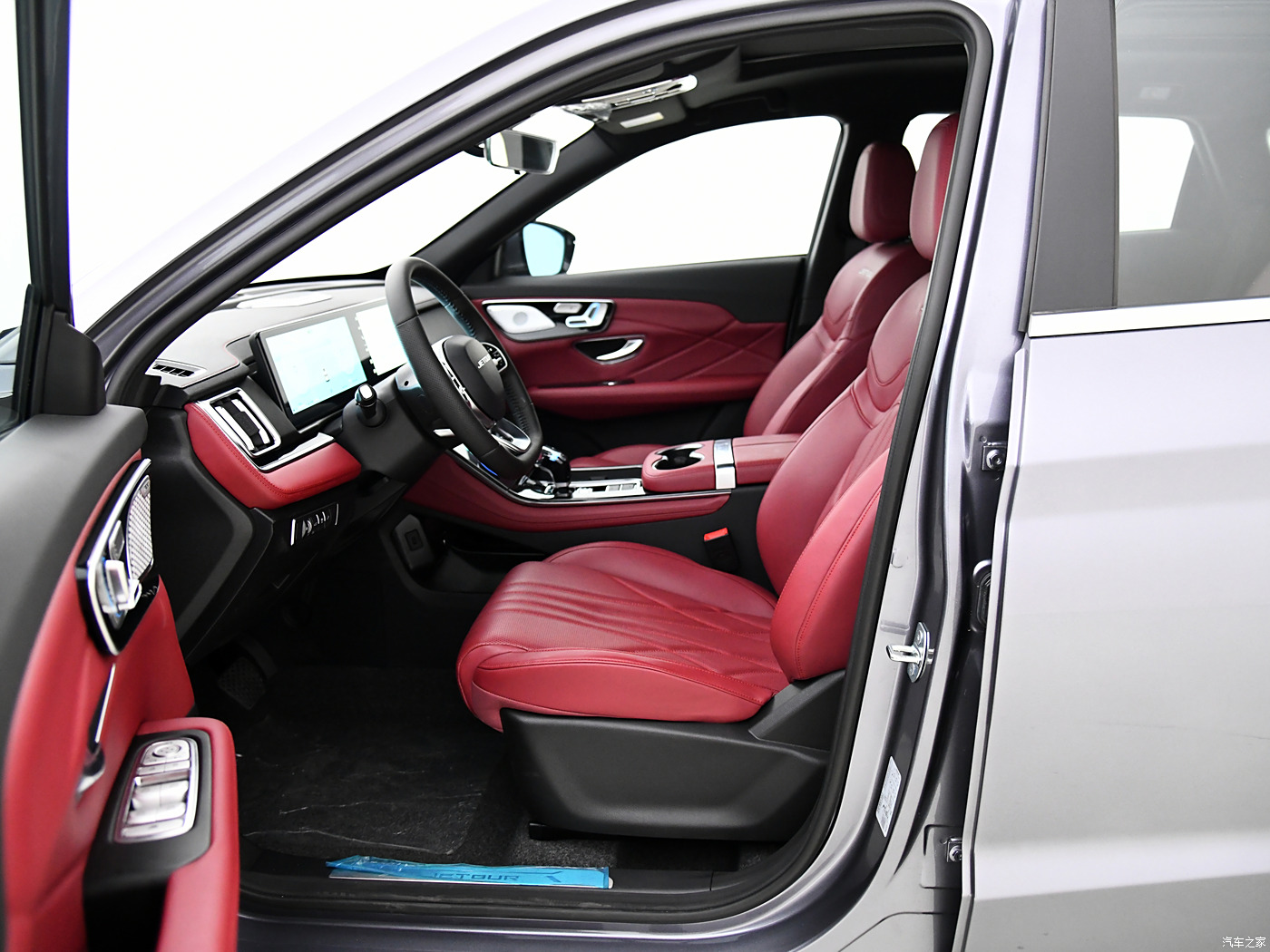Hot Sales Cheap Price Suv 2024 JETOUR X70 PLUS 15T Made in China Good Price Jetour X70plus15t In Stock