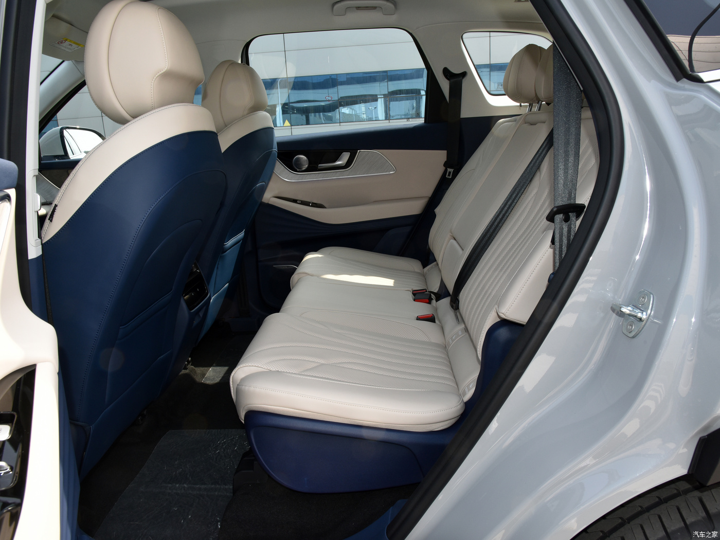 Hot Sales Cheap Hybrid Car SUV2024 Chery Fengyun T9 Made in China GoodPrice Extended Range Veh Chery Fengyun T9 In Stock