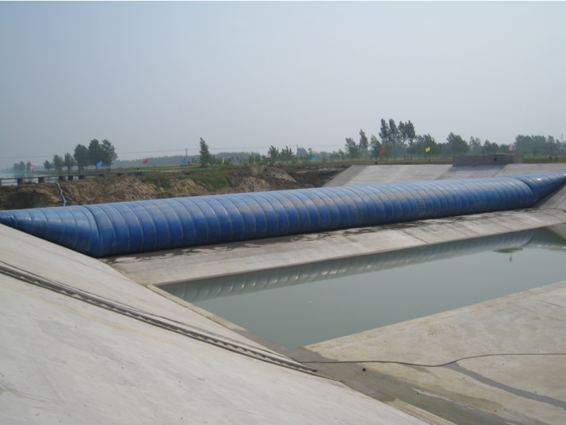 Manufacturer of Rubber Dams Garden Landscape River Dams