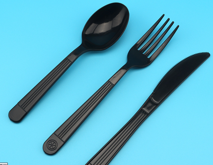 Colorful Disposable CutleryPPPolypropylene knife fork spoon plastic tableware 