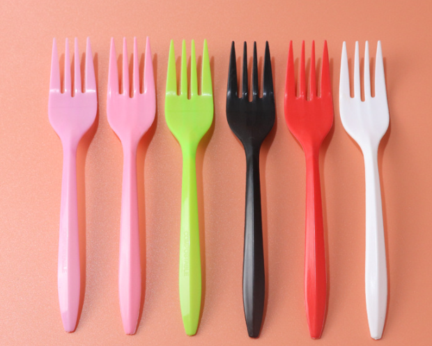 Colorful Disposable CutleryPPPolypropylene knife fork spoon plastic tableware 