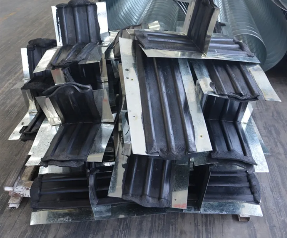 the rubber waterstop is embedded at the construction joint to prevent water leakage