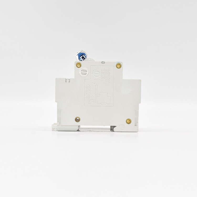 XMM65-100 3P MCB XMM65-100-C-3P-80A 10KA Breaking Capacity Type C Miniature Circuit Breaker by SHYY